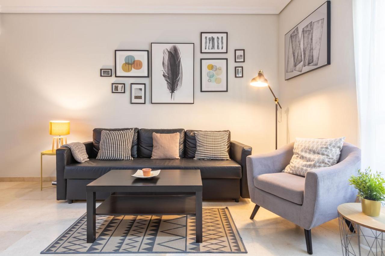 Appartamento San Jacinto Triana Deluxe By Valcambre Siviglia Esterno foto
