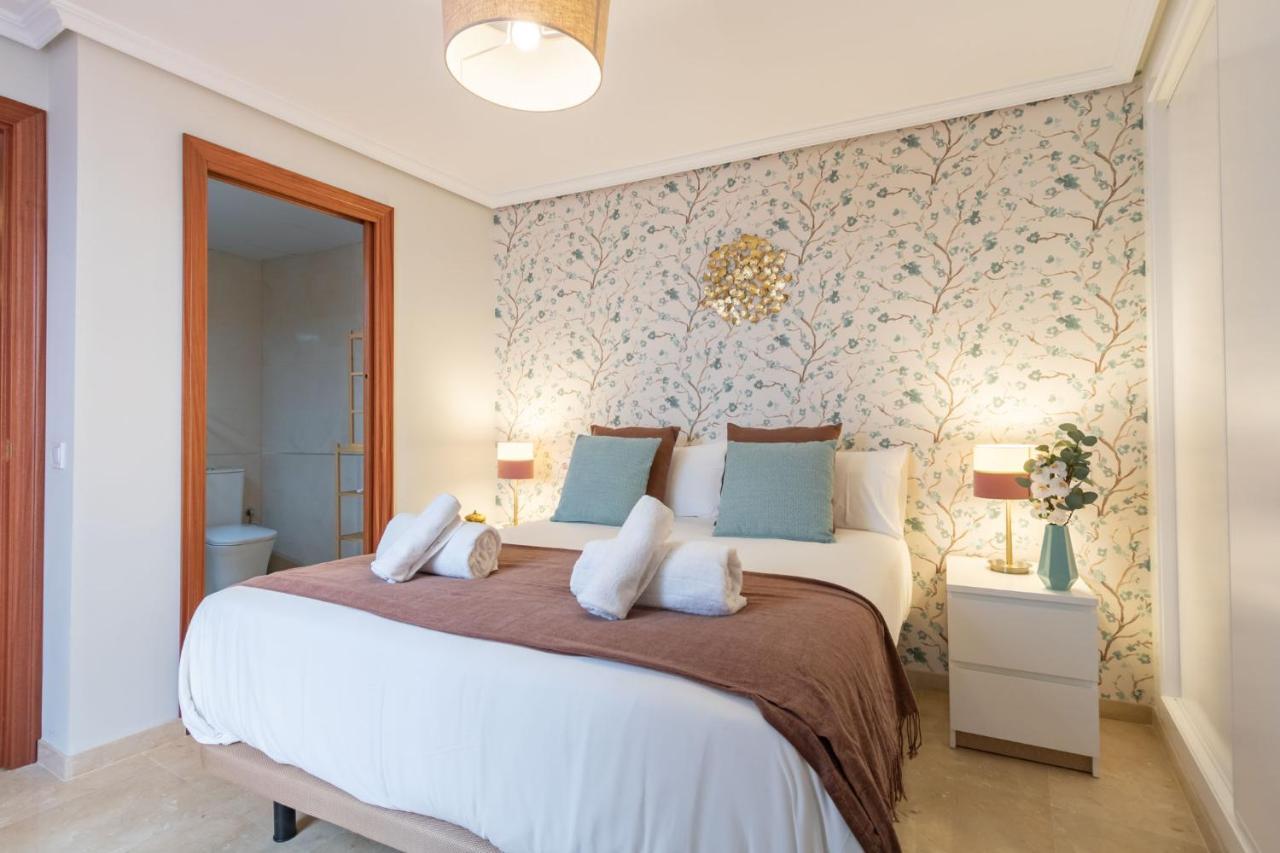 Appartamento San Jacinto Triana Deluxe By Valcambre Siviglia Esterno foto