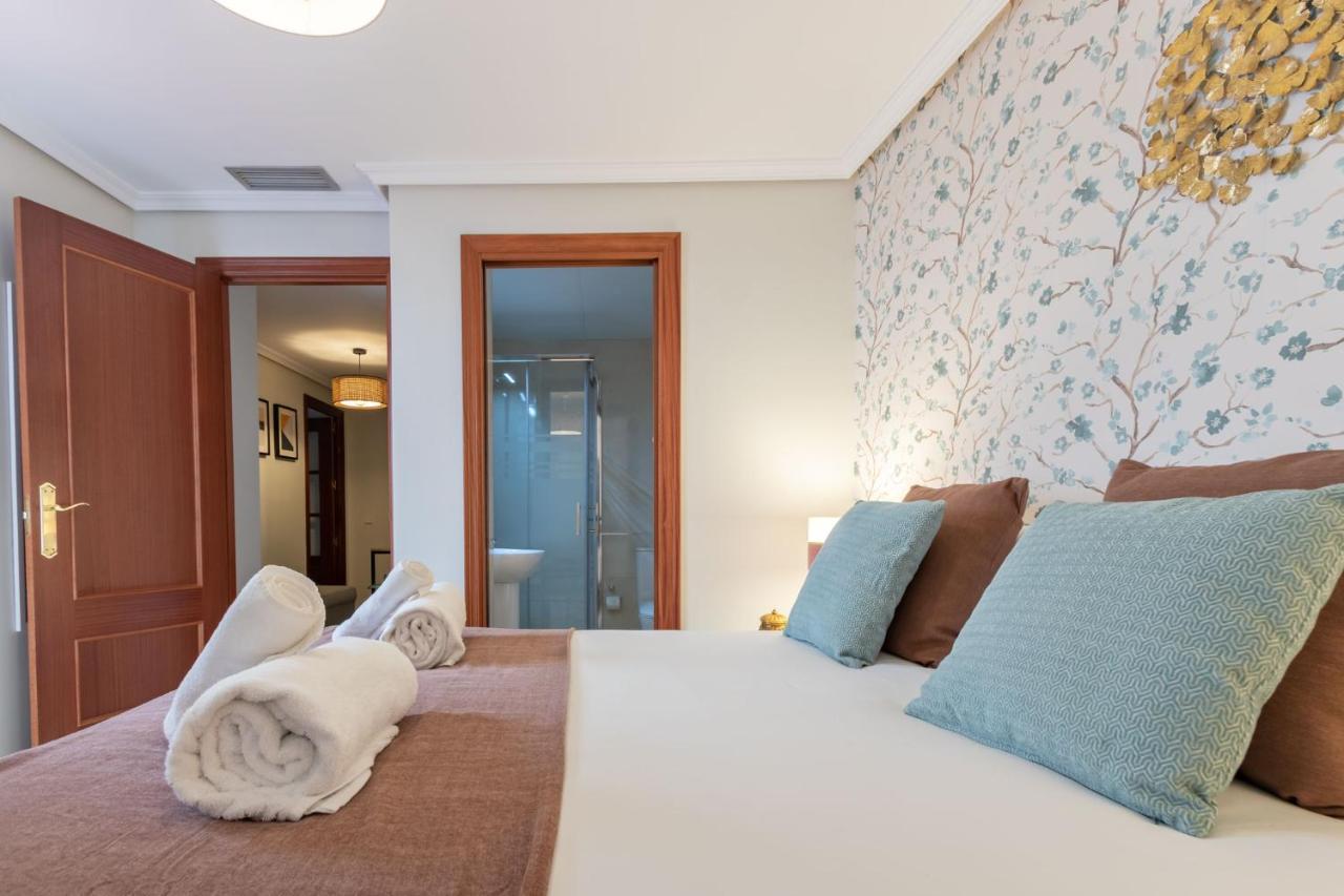 Appartamento San Jacinto Triana Deluxe By Valcambre Siviglia Esterno foto