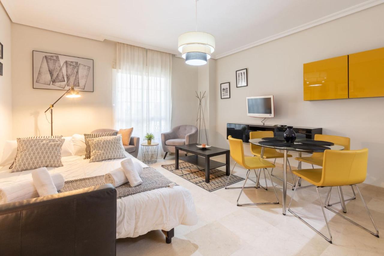 Appartamento San Jacinto Triana Deluxe By Valcambre Siviglia Esterno foto